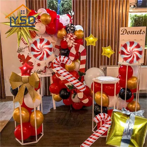 Holiday Decoration Balloon Arch